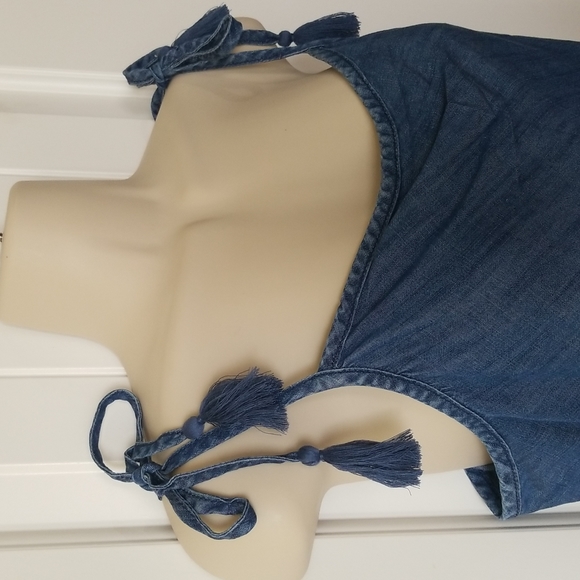 NWT GAP top with ties - Picture 2 of 5